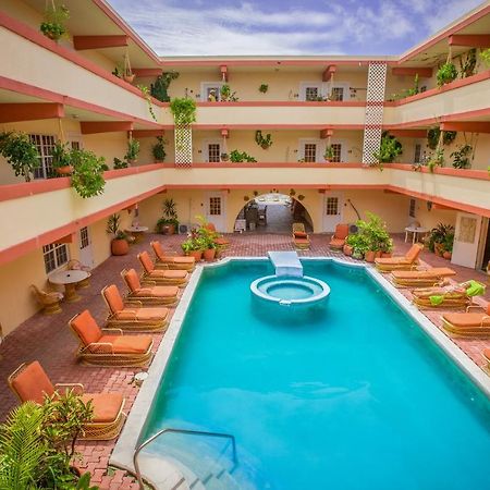 Banana Beach Resort San Pedro  Extérieur photo