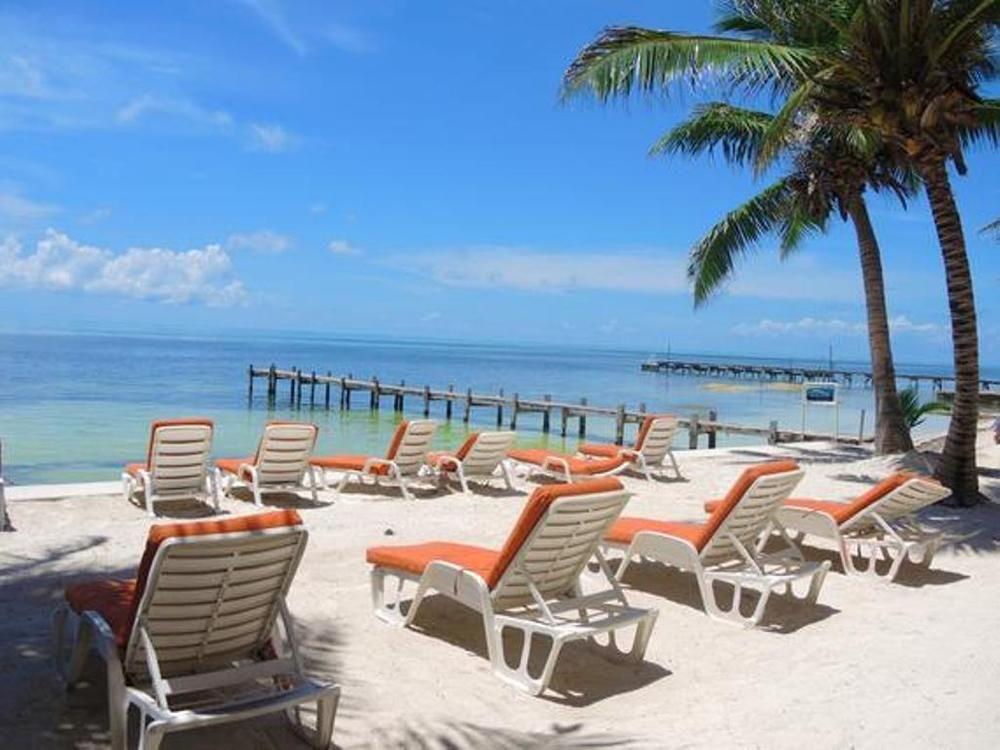 Banana Beach Resort San Pedro  Extérieur photo