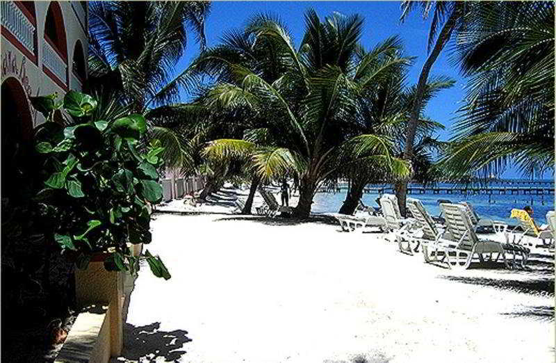 Banana Beach Resort San Pedro  Extérieur photo
