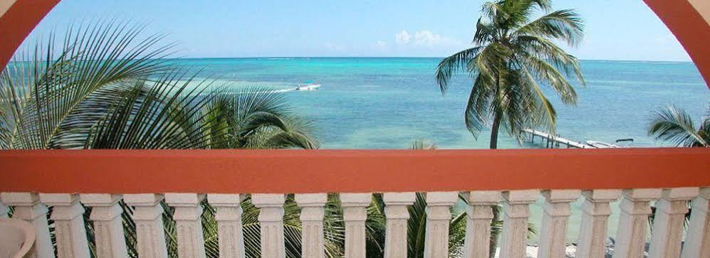 Banana Beach Resort San Pedro  Extérieur photo