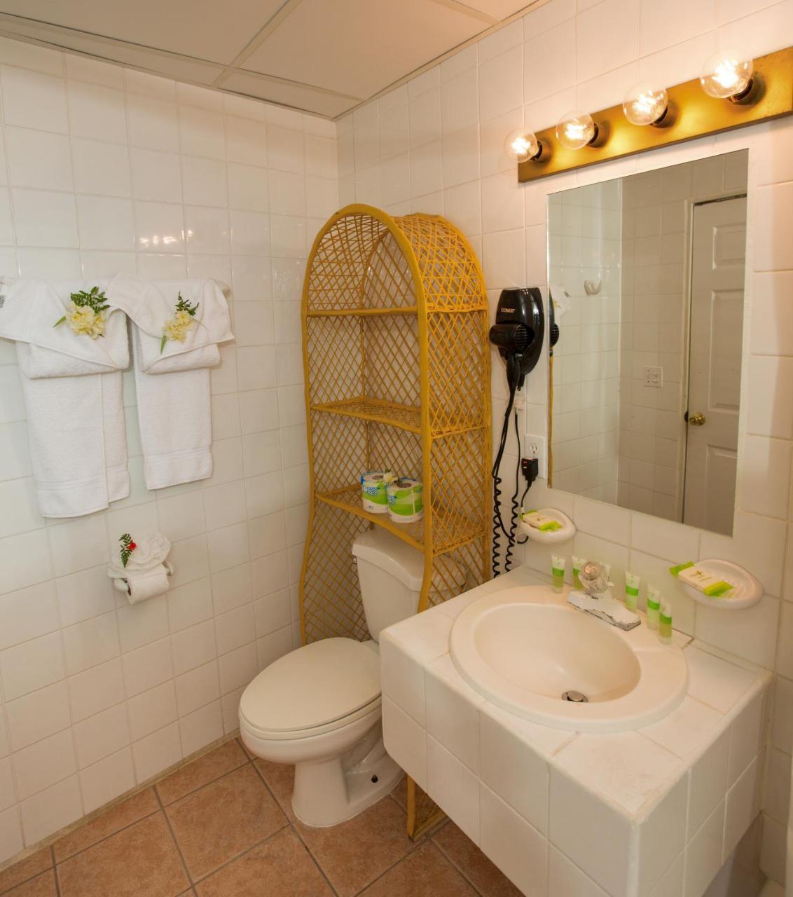 Banana Beach Resort San Pedro  Extérieur photo