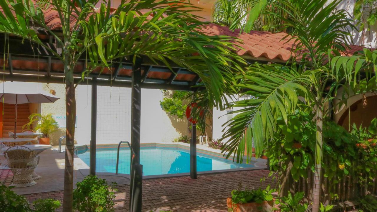 Banana Beach Resort San Pedro  Extérieur photo